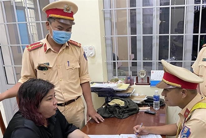 Nguyễn Lê Hoàng Phương tại cơ quan công an.
