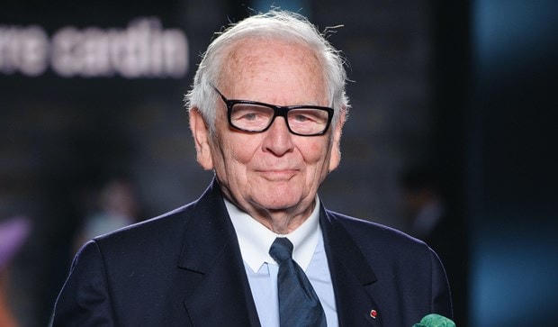 Nhà thiết kế thời trang lừng danh Pierre Cardin qua đời ở tuổi 98