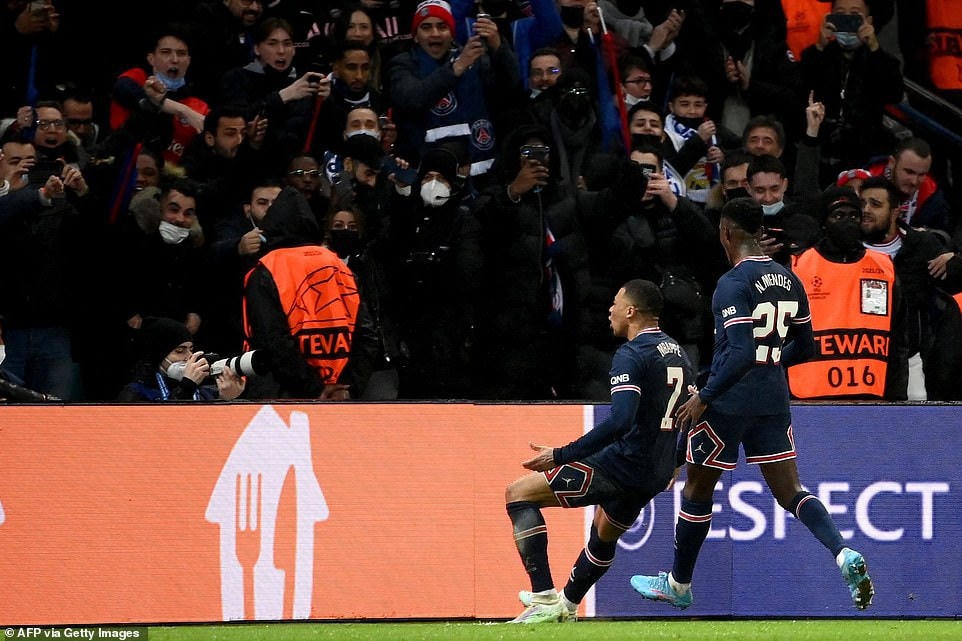 PSG có được lợi thế trước trận tái đấu ngày 10/3 tới.