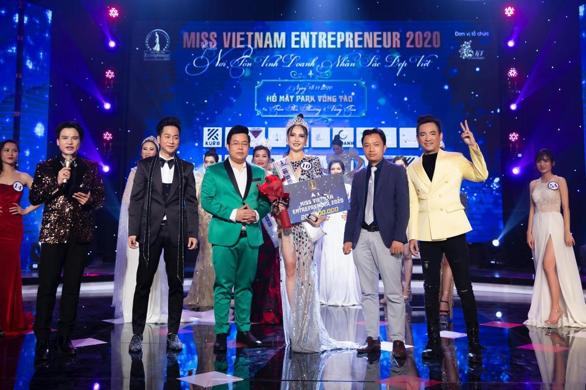 Việc nới lỏng trong cấp phép đang tạo ra nỗi lo về loạn danh hiệu sắc đẹp.