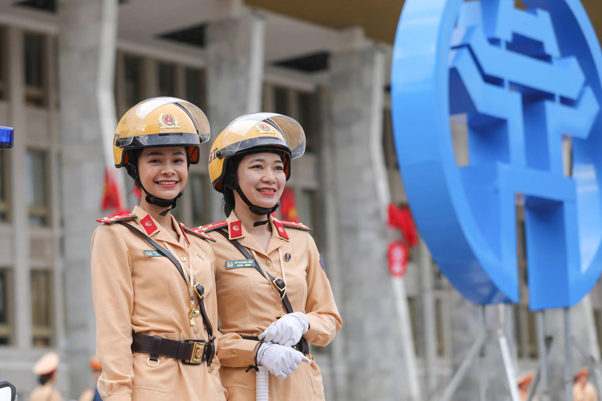 Nụ cười người chiến sĩ.