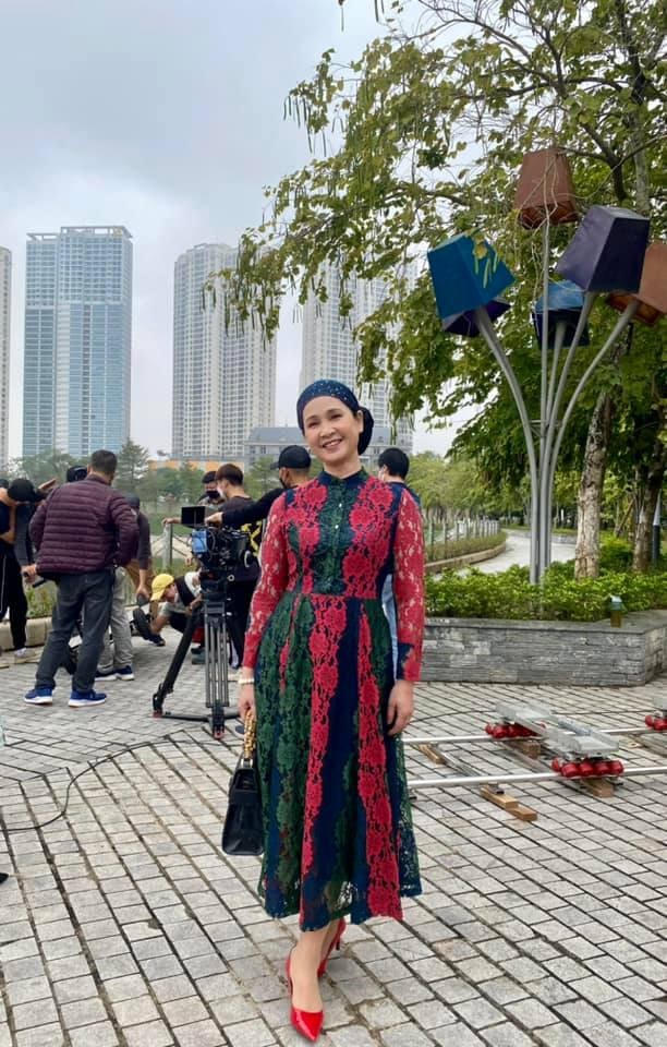 NSND vào vai bà mẹ chồng trong "Thương ngày nắng về" khiến khán giả thích thú. 