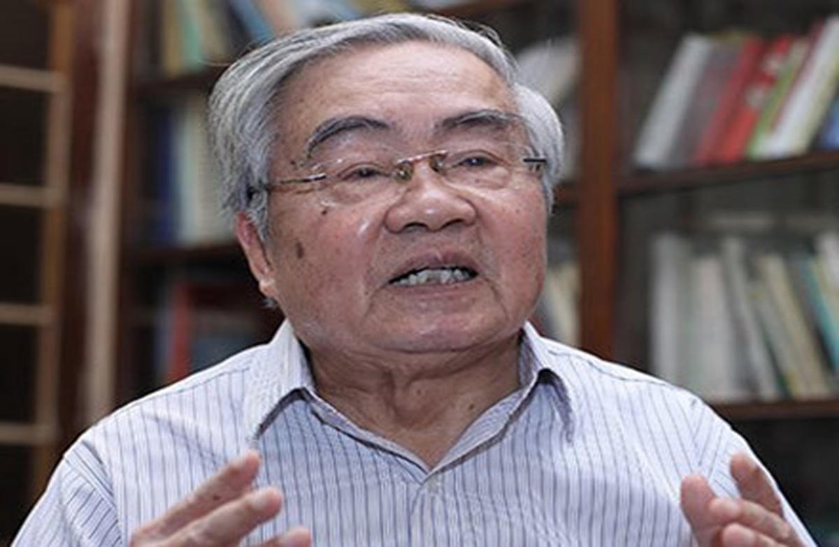 Giáo sư, Viện sĩ Phạm Minh Hạc.