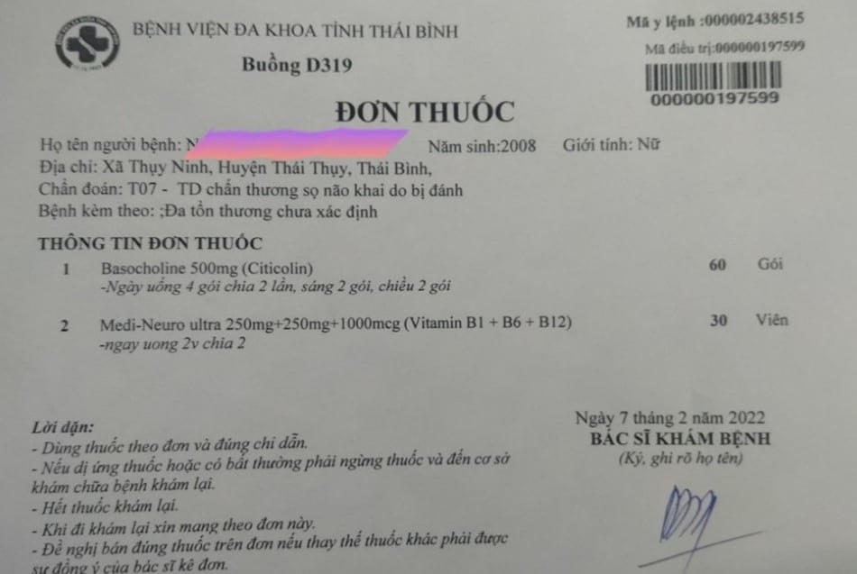 Đơn thuốc và chẩn đoán của bác sỹ về tình trạng sức khỏe của A..