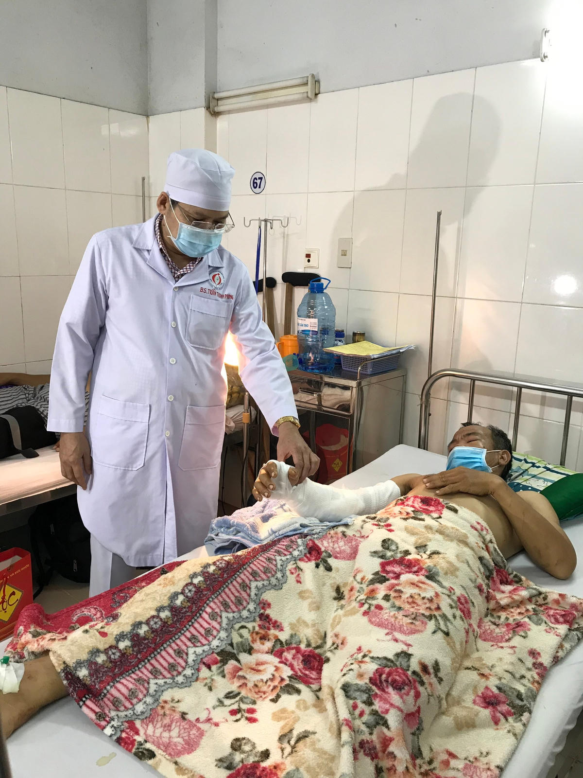 Ông Lam đang được chữa trị theo dõi tại Bệnh viện Đa khoa tỉnh Bạc Liêu. 