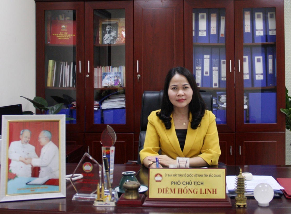 Bà Diêm Hồng Linh.