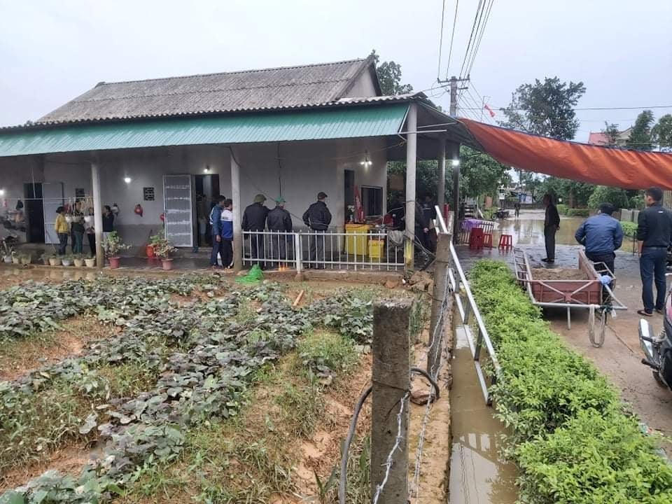 Gia đình tổ chức mai táng cho cháu Tr.
