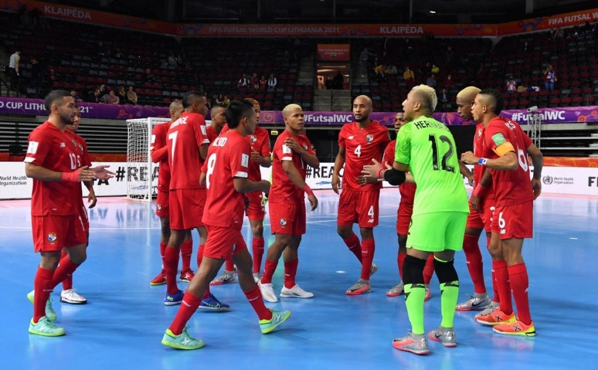 ĐT Futsal Panama đã thất bại 1-5 trước CH Séc ở lượt trận đầu tiên. Ảnh: Getty.