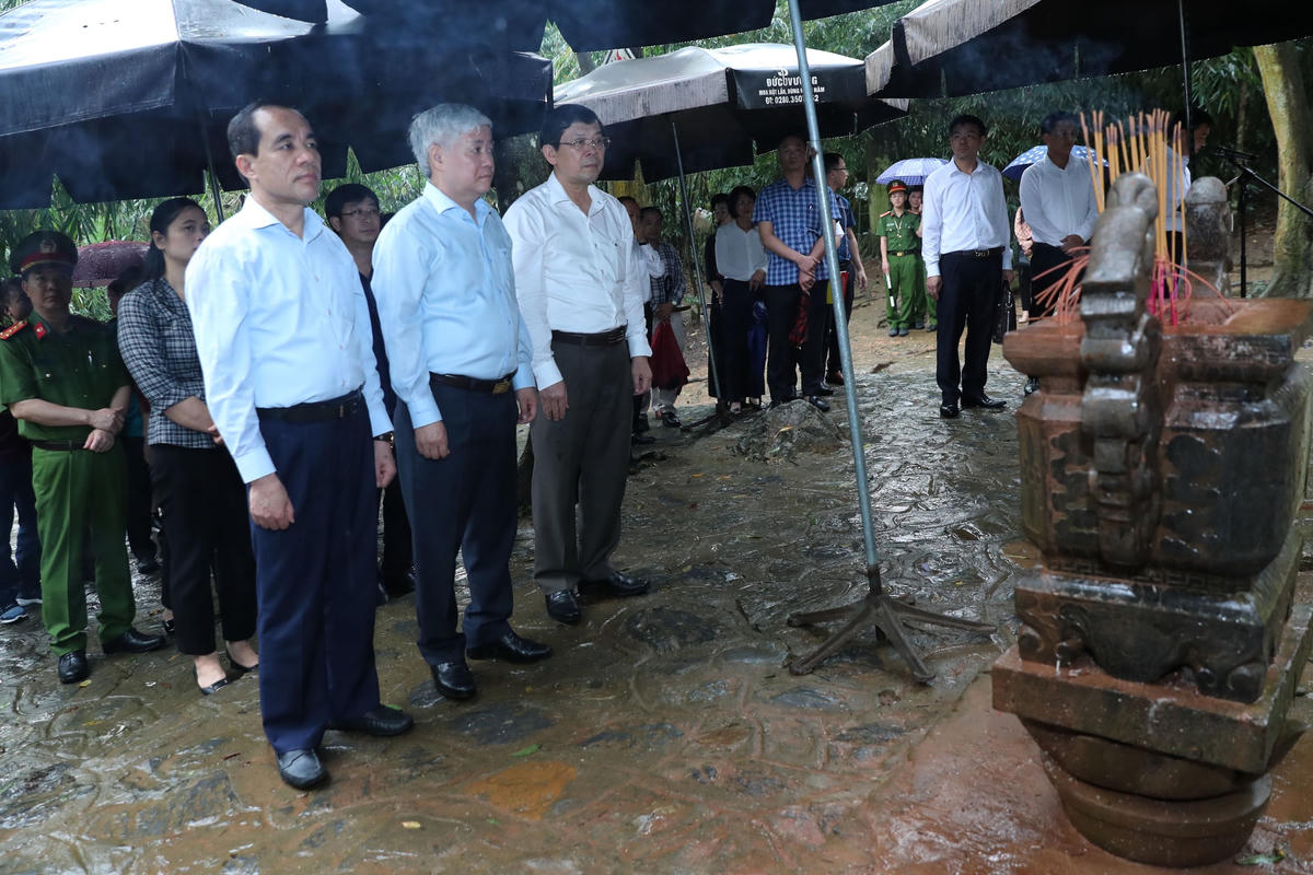 [ẢNH] Chủ tịch UBTƯ MTTQ Việt Nam Đỗ Văn Chiến thăm và làm việc tại Tuyên Quang