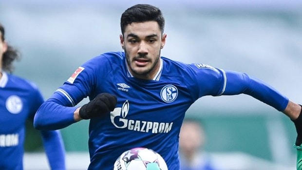 Ozan Kabak đầu quân cho Liverpool theo dạng cho mượn. (Nguồn: Sky).
