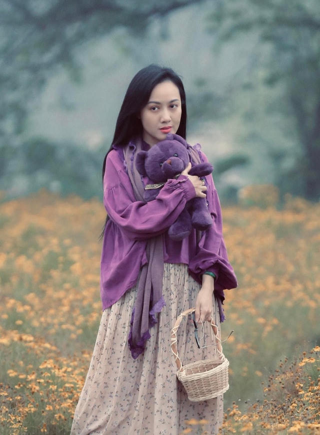 Vẻ đẹp lai Tây, trong trẻo của BTV Hoài Anh.