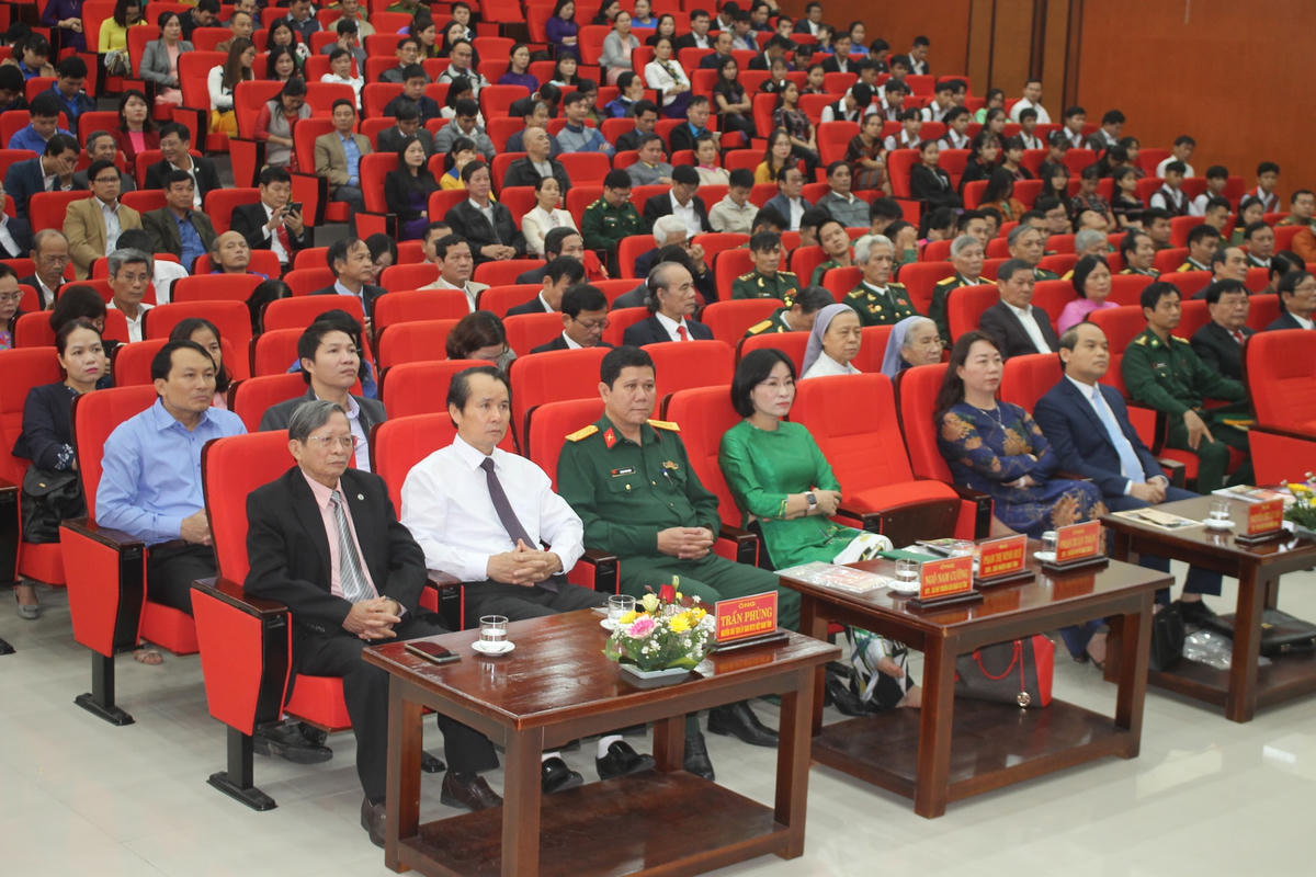 Các đại biểu tham dự Lễ kỷ niệm.