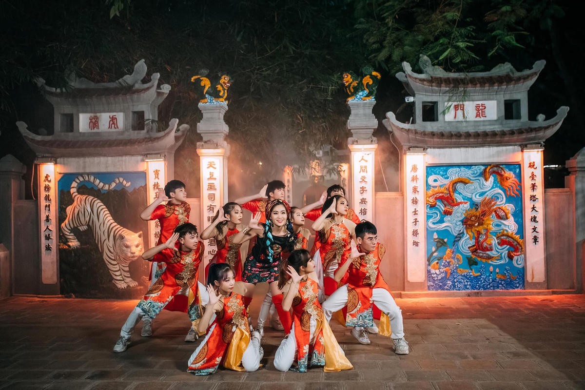 Cảnh trong MV “xẩm Hà Nội”.