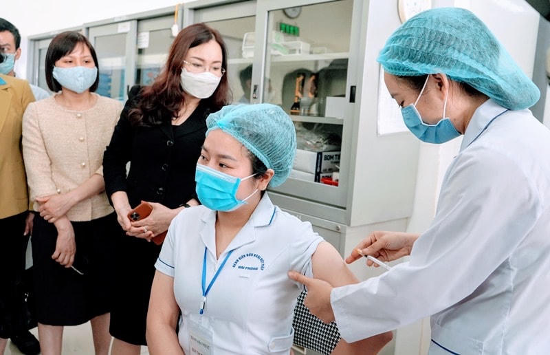 Tháng 3/2021, một bộ phận nhân lực ngành y Hải Phòng được tiêm vaccine phòng Covid-19.