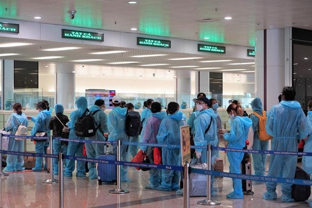 Chuyến bay thương mại quốc tế đầu tiên về Việt Nam sau dịch Covid-19