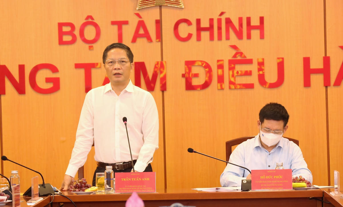Trưởng ban Kinh tế Trung ương Trần Tuấn Anh phát biểu tại buổi làm việc.