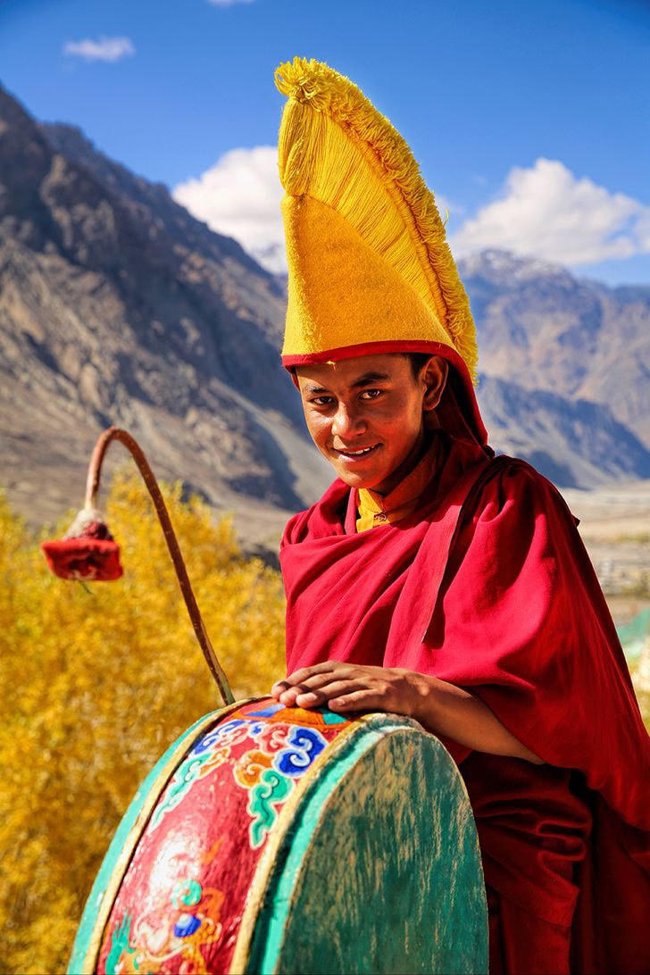 Nhà sư Gelugpa trẻ tuổi, hung lũng Nubra.