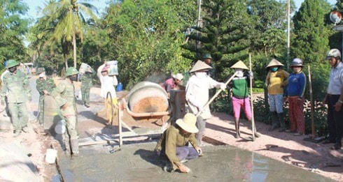 Các tuyến đường nông thôn, được đổ bê tông, khang trang.