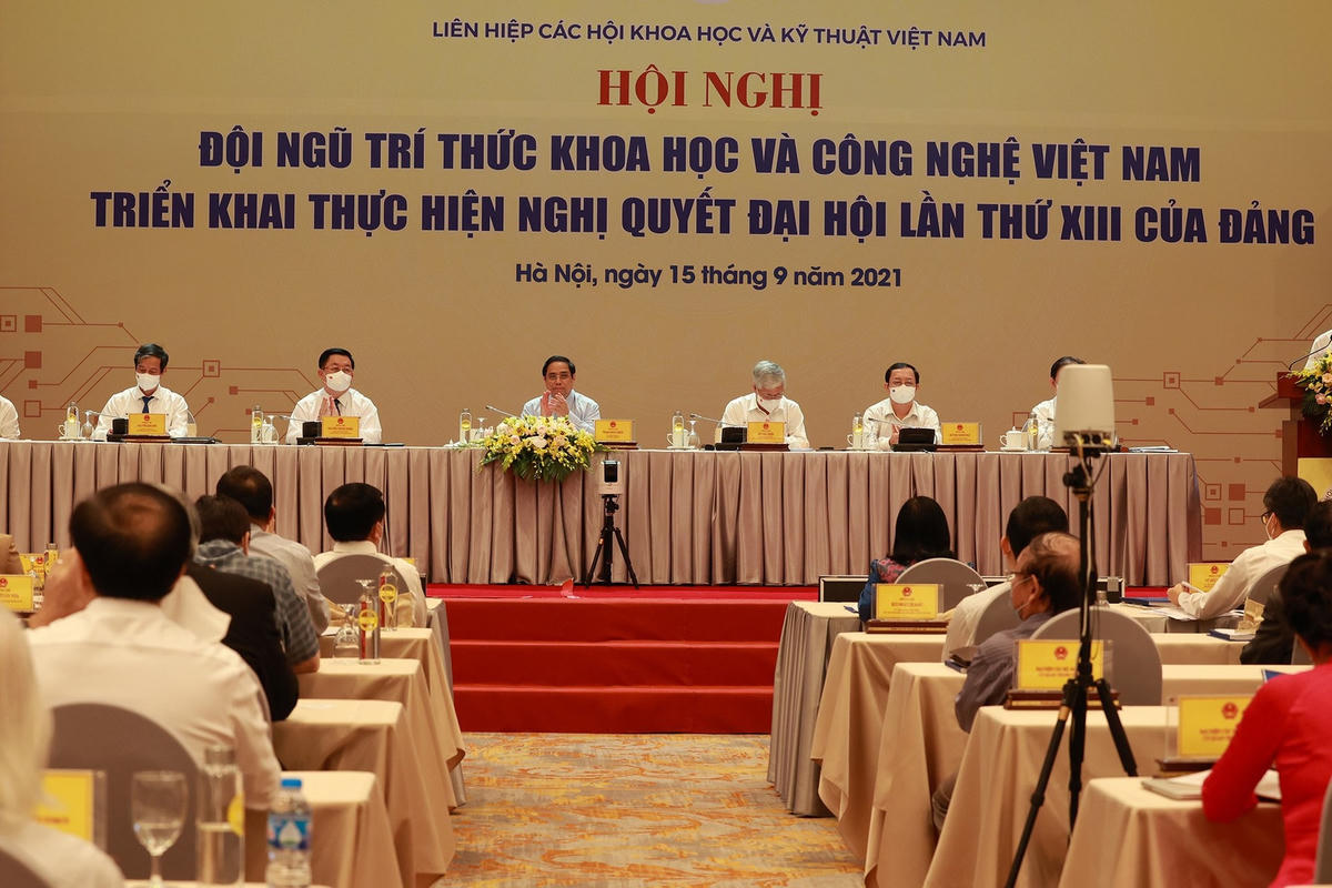 Đội ngũ trí thức khoa học và công nghệ triển khai thực hiện Nghị quyết Đại hội XIII của Đảng