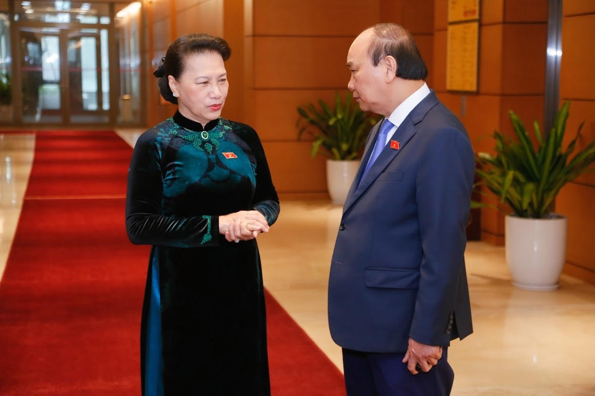 Chủ tịch Quốc hội Nguyễn Thị Kim Ngân và Thủ tướng Nguyễn Xuân Phúc tại phiên họp Quốc hội ngày 30/3/2021. Ảnh: Quang Vinh.  