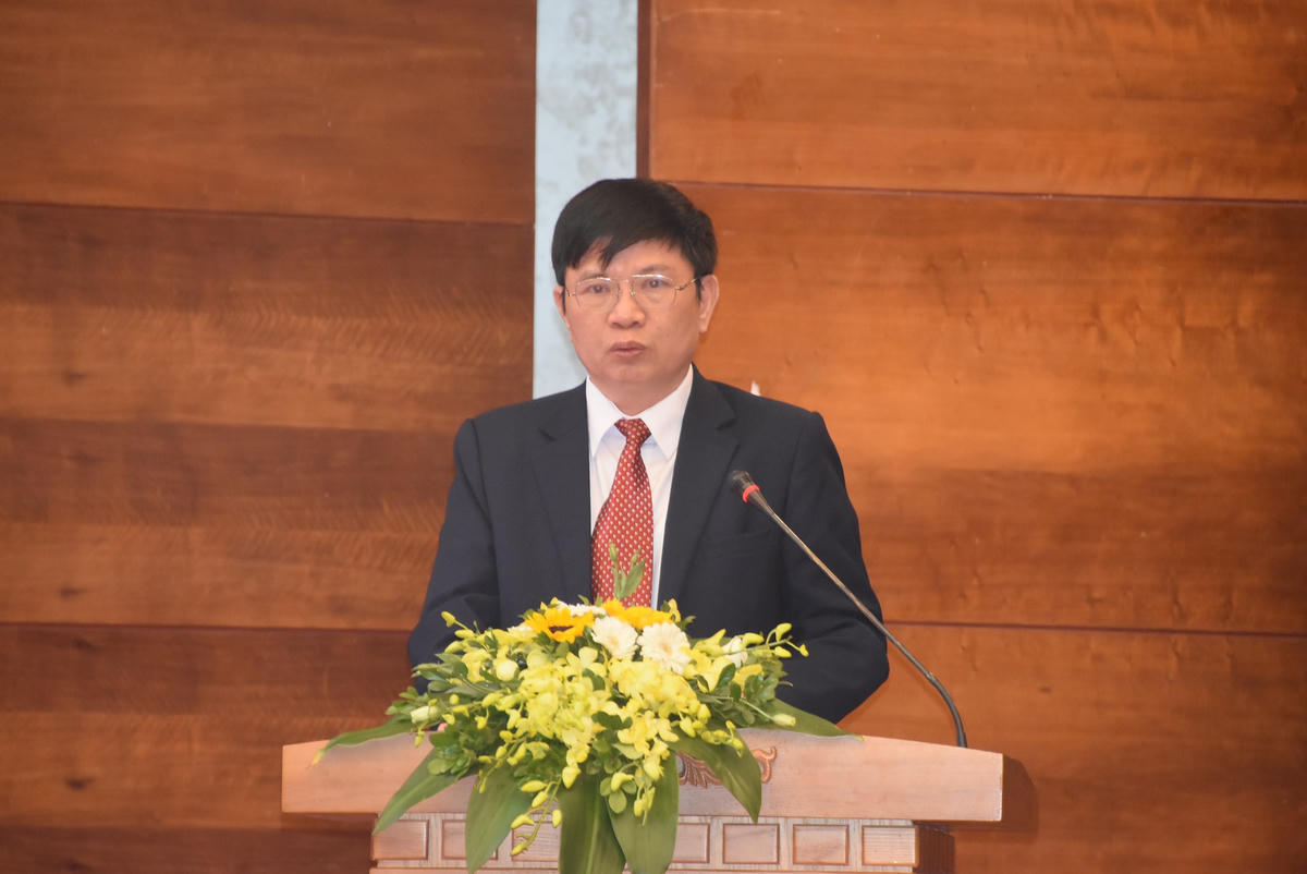Ông Tạ Văn Sỹ phát biểu tại buổi lễ.