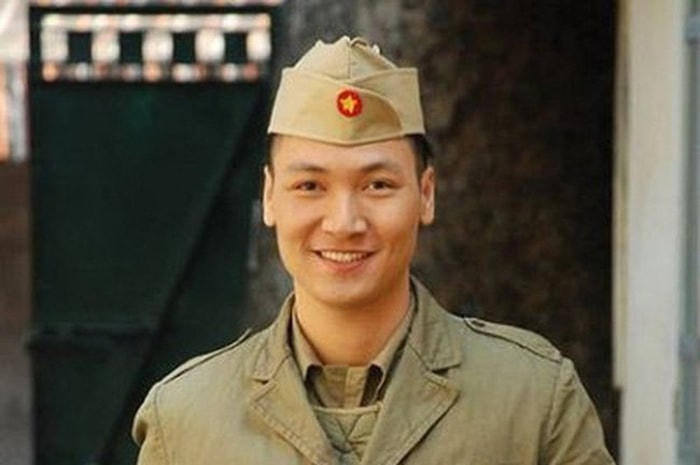 Vai Hùng trong Đường lên Điện Biên là bước ngoặt trong sự nghiệp diễn xuất của Mạnh Trường.