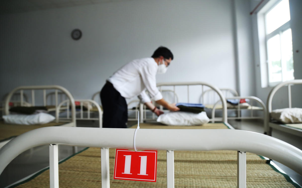 Các giường bệnh đều được đánh số thứ tự để theo dõi.