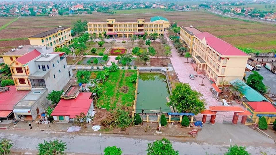 Tương tự, 710 học sinh của trường Nguyễn Trường Thúy cũng phải nghỉ học.