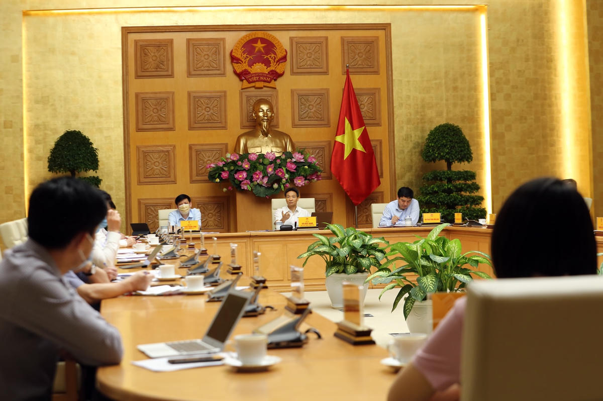 Quang cảnh cuộc họp Ban Chỉ đạo Quốc gia phòng, chống dịch Covid-19, sáng 18/8. Ảnh: VGP.