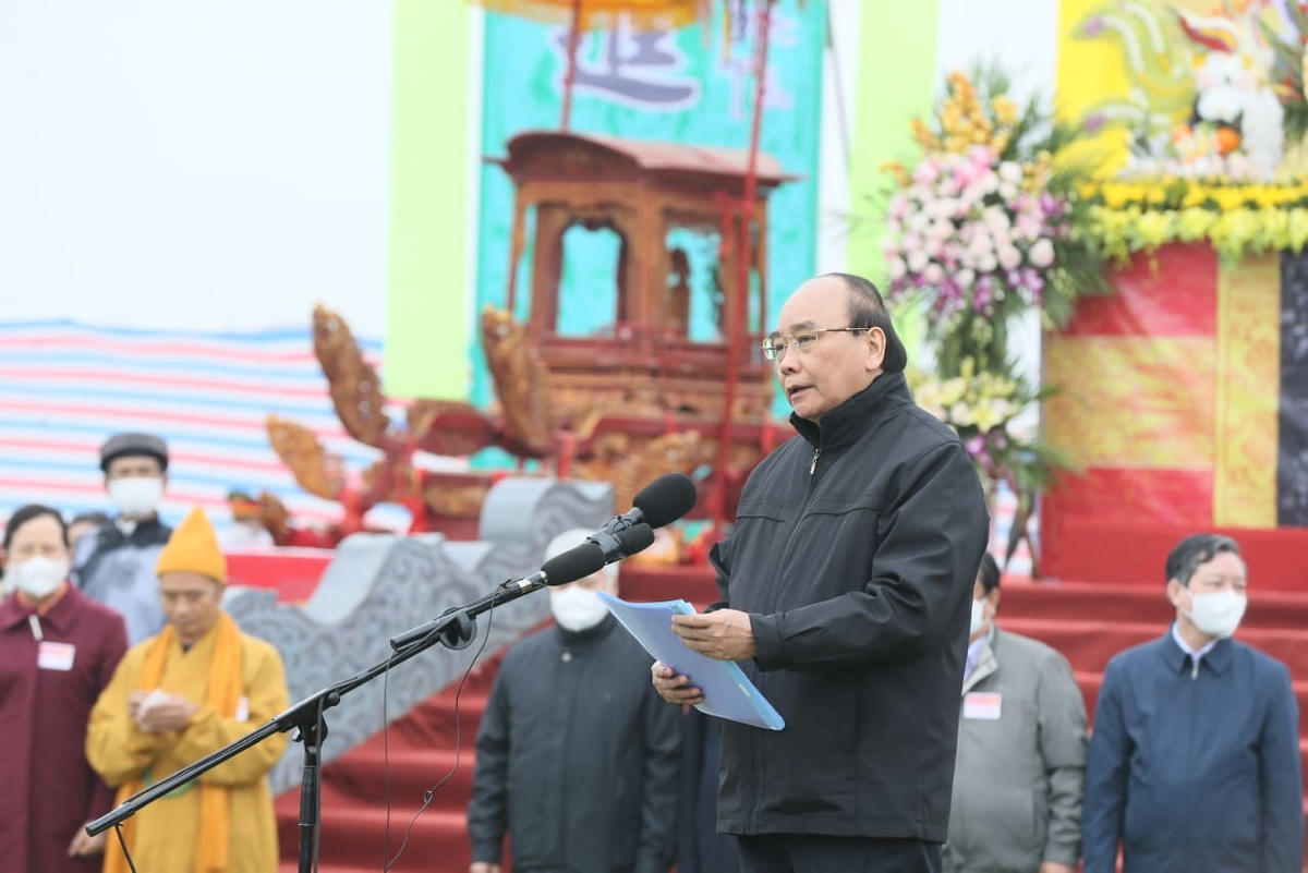 Chủ tịch nước Nguyễn Xuân Phúc phát biểu tại lễ hội.
