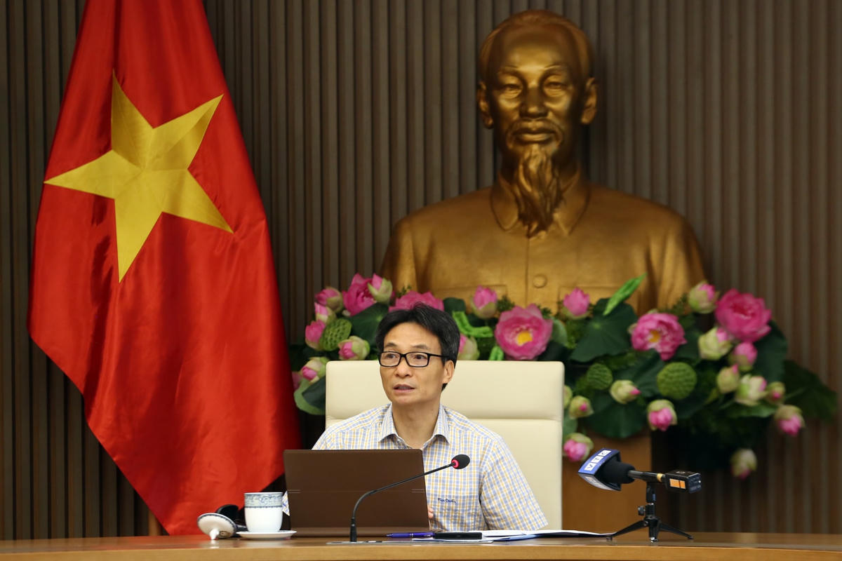Phó Thủ tướng Vũ Đức Đam chủ trì cuộc họp Ban Chỉ đạo quốc gia phòng, chống Covid-19, chiều 24/9. Ảnh: VGP/Đình Nam.