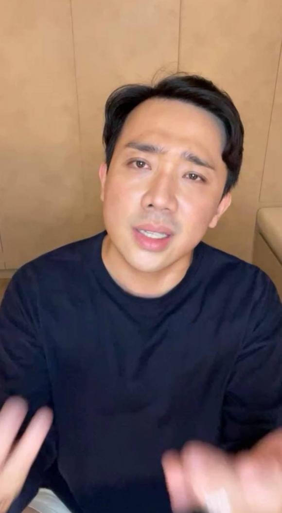 Hình ảnh Trấn Thành trong buổi livestream của anh.