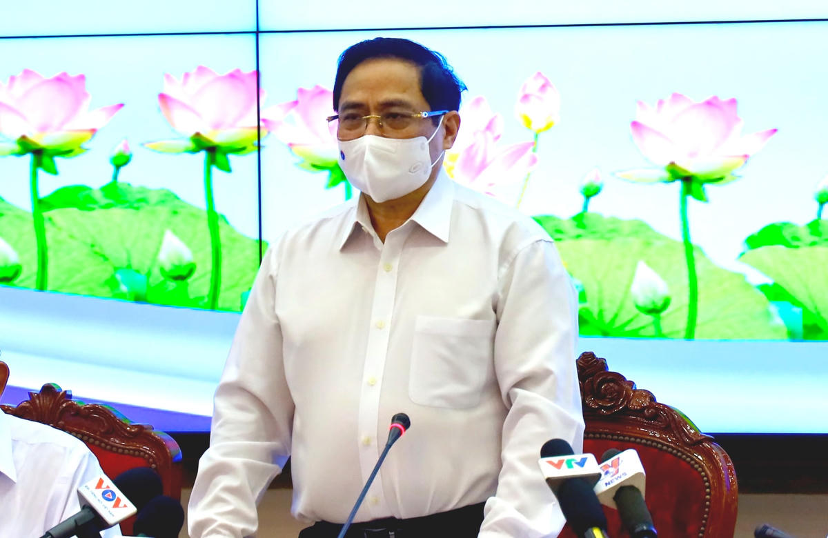 Thủ tướng Chính phủ Phạm Minh Chính làm việc với lãnh đạo UBND TP HCM.