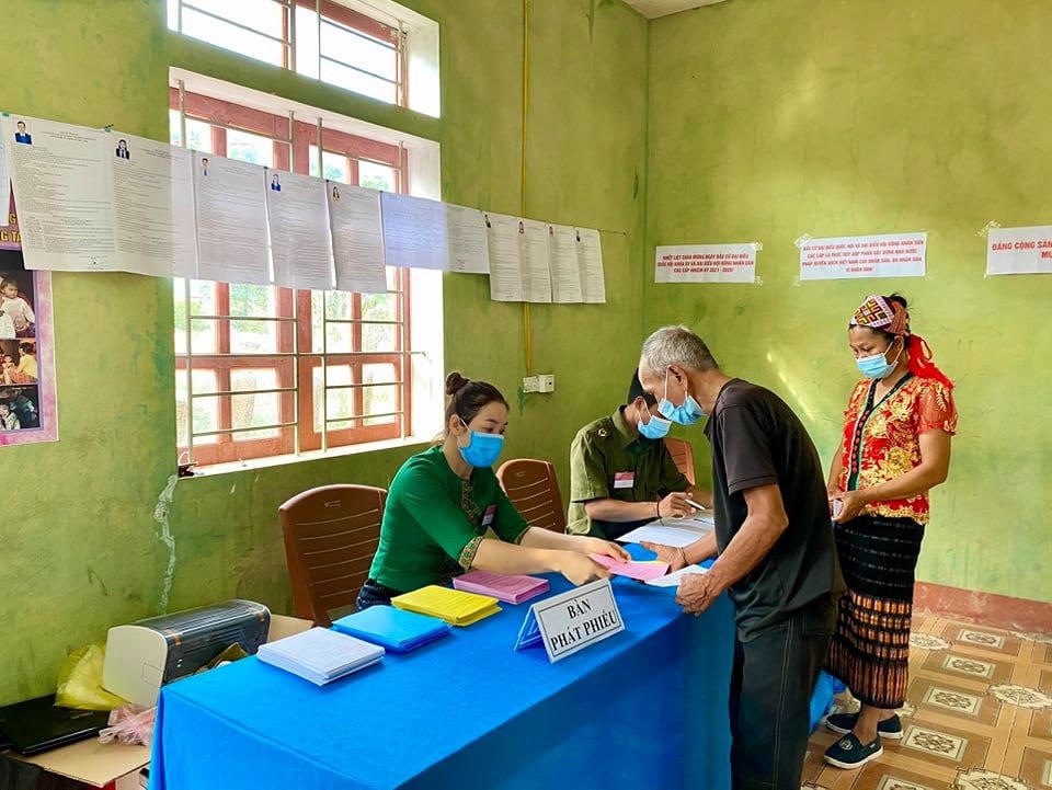 Hơn 42 ngàn cử tri đi bầu cử sớm tại Nghệ An