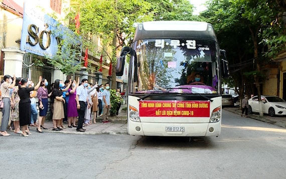 Chuyến xe xuất phát vào sáng nay, mùng 3/8.