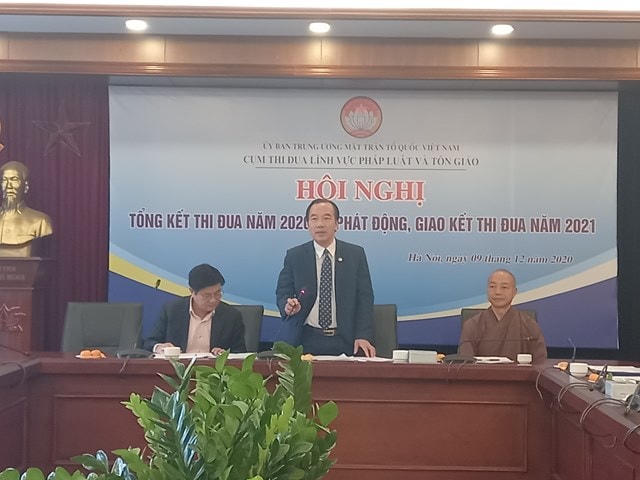 Phó Chủ tịch Ngô Sách Thực phát biểu tại Hội nghị.  