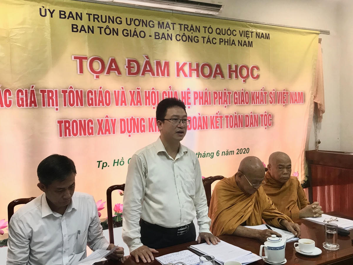 Ông Nguyễn Văn Thanh, Trưởng ban Tôn Giáo, UBTƯ MTTQ Việt Nam phát biểu tại buổi tọa đàm.