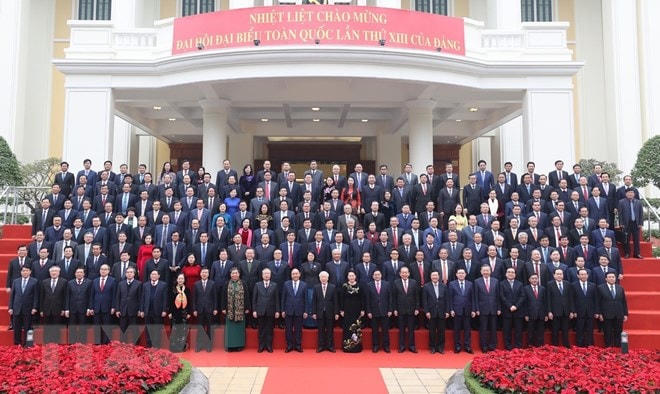 Tổng Bí thư, Chủ tịch nước Nguyễn Phú Trọng, Thủ tướng Nguyễn Xuân Phúc và Chủ tịch Quốc hội Nguyễn Thị Kim Ngân, các đồng chí lãnh đạo Đảng, Nhà nước và Ban Chấp hành Trung ương Đảng Cộng sản Việt Nam khóa XII, nhiệm kỳ 2016-2021. Ảnh: Trí Dũng/TTXVN.