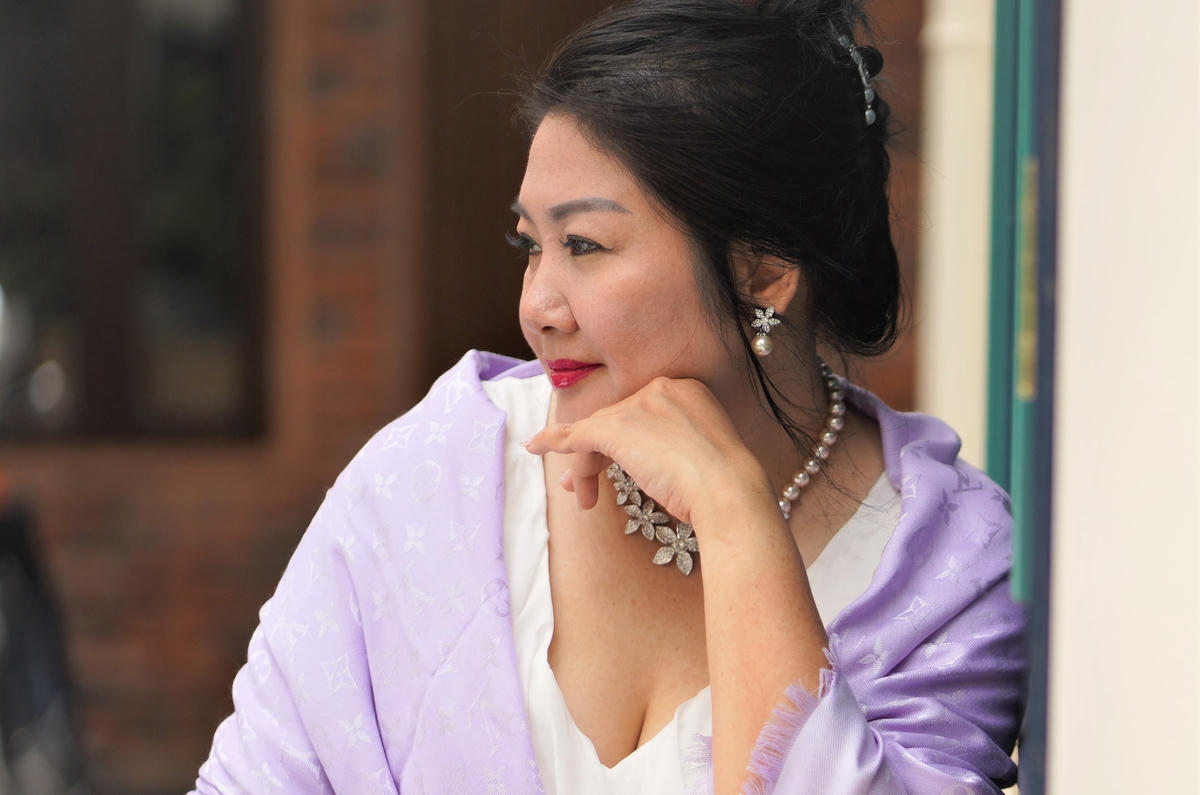 Nhà thơ Đoàn Ngọc Thu.