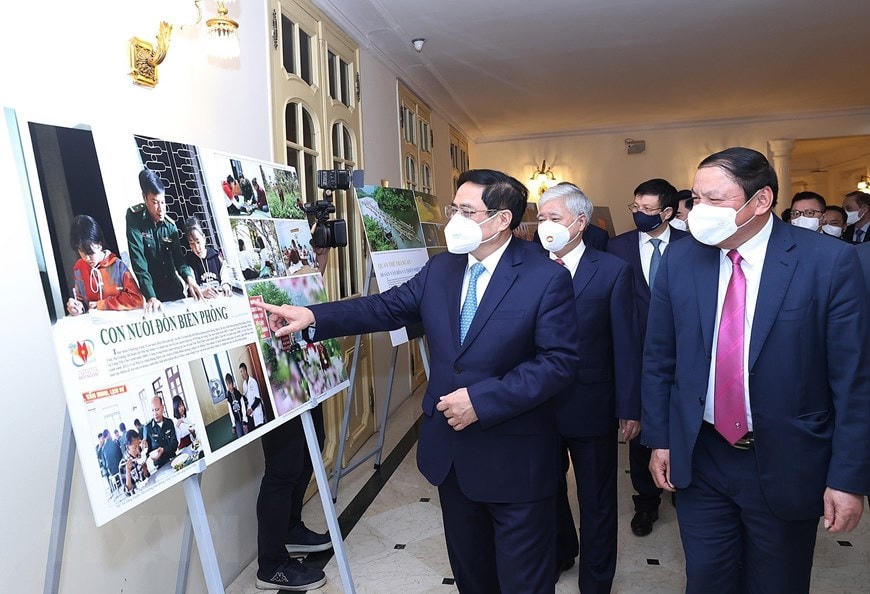 Giải thưởng lần thứ 7 có sự tham gia của 32 tác giả, đơn vị báo chí nước ngoài, 14 tác giả là người Việt Nam ở nước ngoài và 14 Đại sứ quán Việt Nam ở các nước. (Ảnh: Dương Giang/TTXVN).