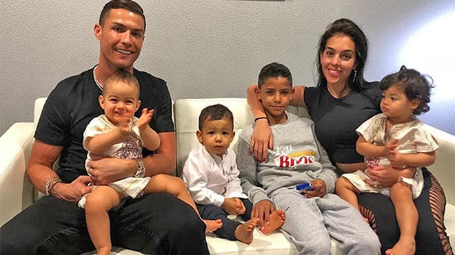 Ronaldo và gia đình.