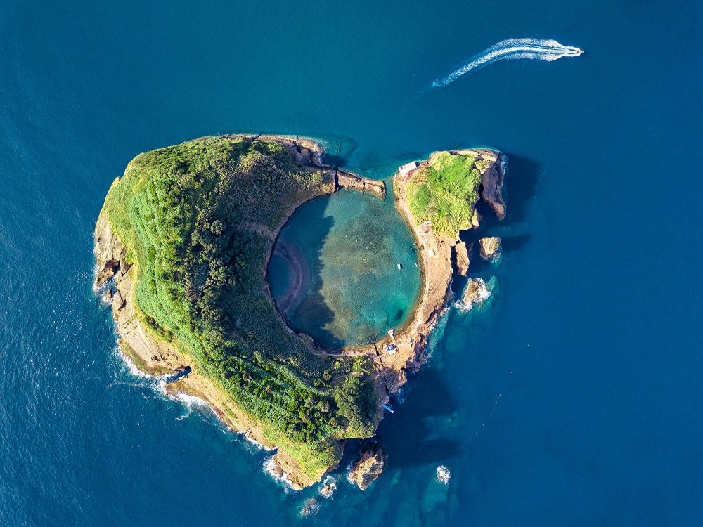Azores - điểm đến lý tưởng cho một mùa hè đầy hứa hẹn. Ảnh: National Geographic.