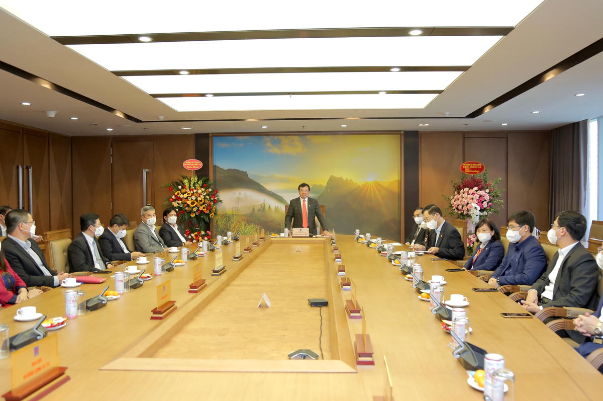 PetroVietNam công bố hoàn thành và gắn biển công trình tổ máy số 1 NMNĐ sông Hậu