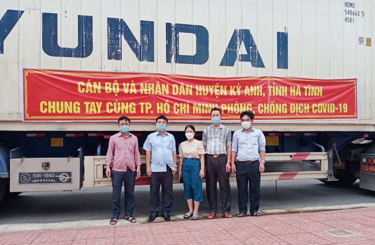 Hà Tĩnh: Huyện Kỳ Anh ủng hộ hơn 129 tấn lương thực, thực phẩm cho đồng bào miền Nam