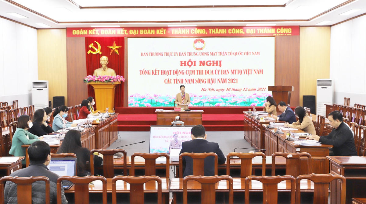 Quang cảnh hội nghị.