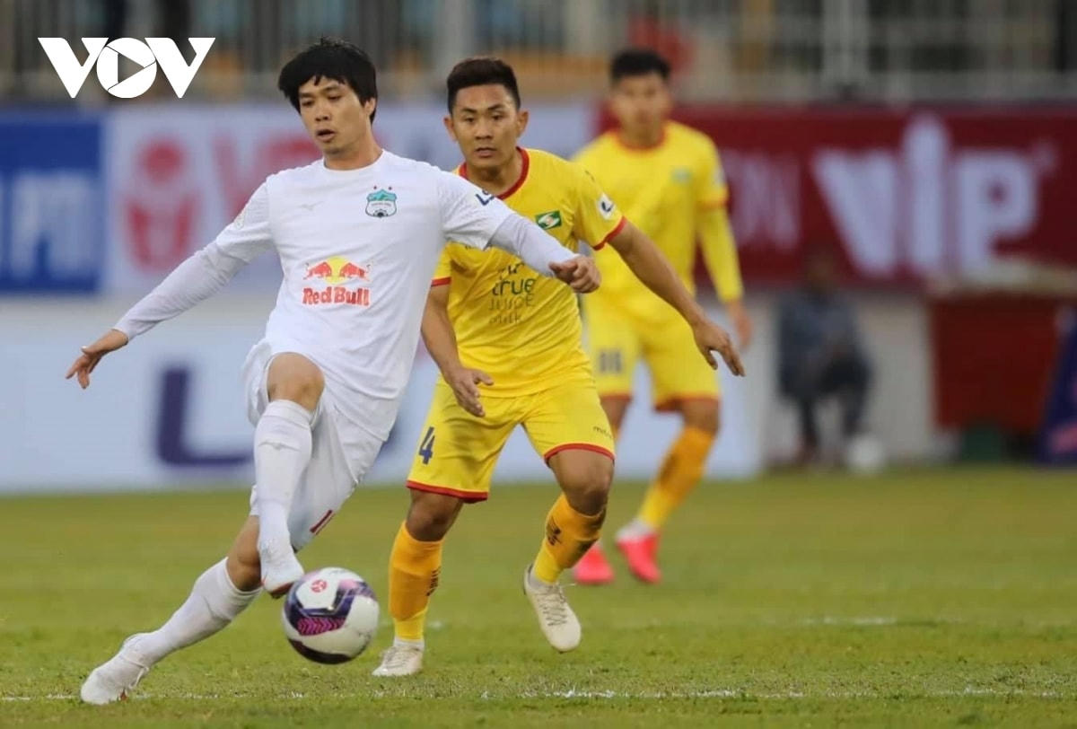 HAGL có cơ hội lên đầu bảng V-League 2021 ngay chiều nay