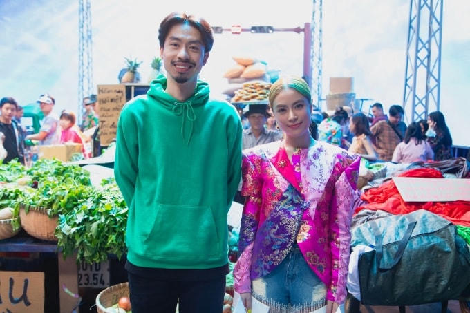 Rapper Đen Vâu vui vẻ hợp tác với Hoàng Thùy Linh trong dự án lần này. Ảnh: Ngoisao.net.