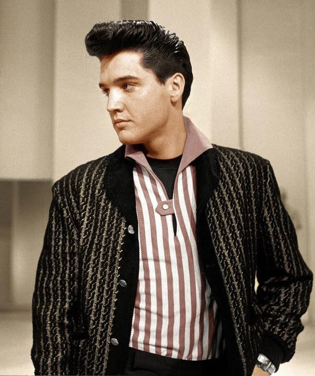 Ca sĩ Elvis Presley kiếm được 23 triệu USD, đứng thứ 5.
