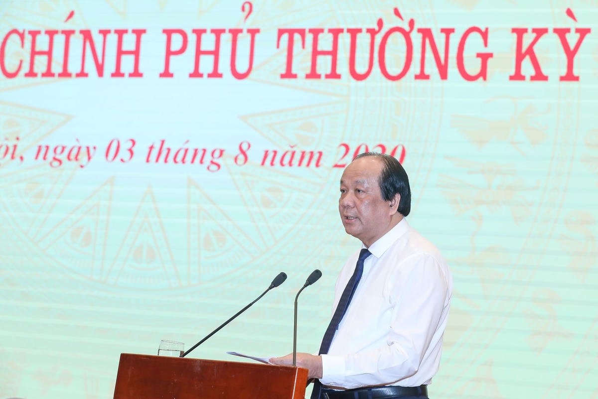 Bộ trưởng, Chủ nhiệm Văn phòng Chính phủ Mai Tiến Dũng phát biểu tại buổi họp báo. Ảnh: Quang Vinh.
