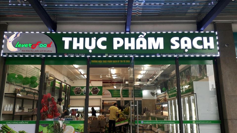 Sau sự cố, chuỗi cửa hàng CleverFood đã tạm đóng cửa hai chi nhánh để đào tạo lại nhân lực, khắc phục sai sót.  